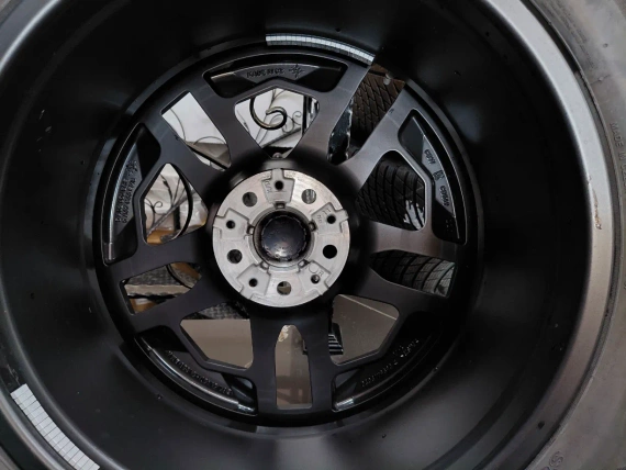 20" BMW Джанти Style 1002 Гуми Датчици БМВ IX i20